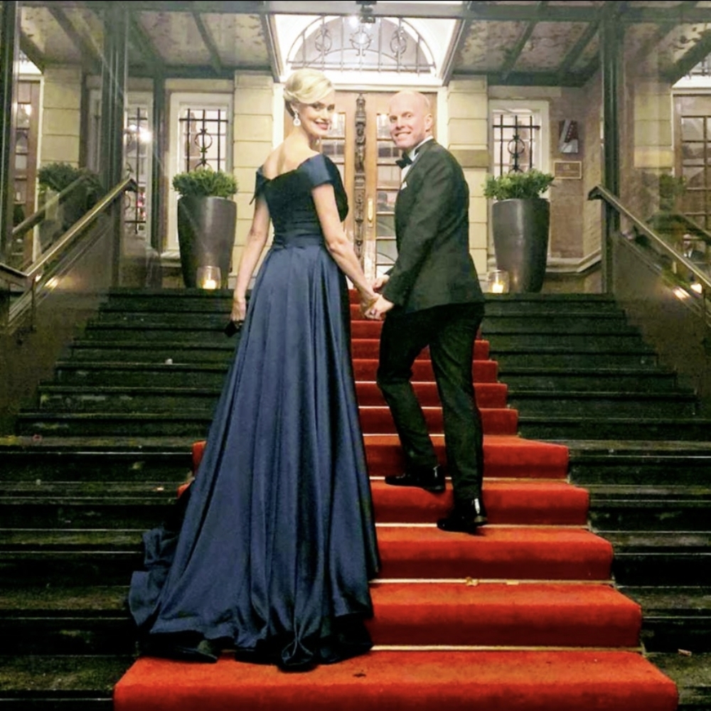 Beaded gown - Picture 4 of 7